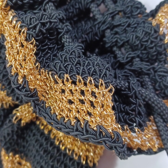 Vintage Knitted Drawstring Purse - Picture 4 of 8